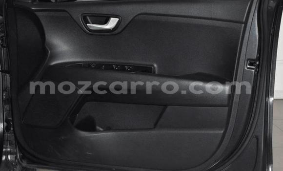 Comprar Usado Kia Rio Prata Carro em Maputo em Maputo Comprar Usado Kia Rio Prata Carro em Maputo em Maputo