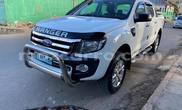 Nunua Ilio tumika Ford Ranger Nyeupe Gari ndani ya Mocambique nchini Nampula Nunua Ilio tumika Ford Ranger Nyeupe Gari ndani ya Mocambique nchini Nampula