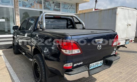 Nunua Ilio tumika Mazda BT-50 Bluu Gari ndani ya Maputo nchini Maputo Nunua Ilio tumika Mazda BT-50 Bluu Gari ndani ya Maputo nchini Maputo