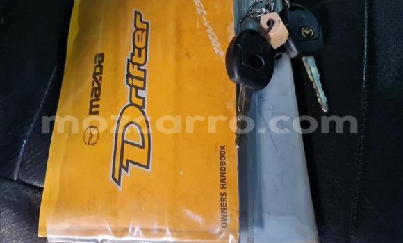 Comprar Usado Mazda B-series Prata Carro em Maputo em Maputo Comprar Usado Mazda B-series Prata Carro em Maputo em Maputo