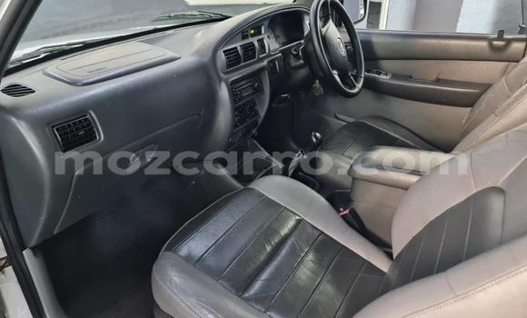 Comprar Usado Mazda B-series Prata Carro em Maputo em Maputo Comprar Usado Mazda B-series Prata Carro em Maputo em Maputo