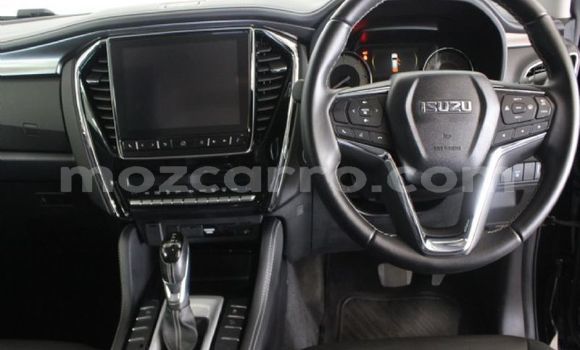 Comprar Usado Isuzu MU-X Preto Carro em Manhiça em Maputo Comprar Usado Isuzu MU-X Preto Carro em Manhiça em Maputo