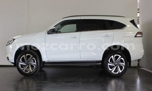 Tenga Tsaru Isuzu MU-X Chena Mota in Manhiça in Maputo Tenga Tsaru Isuzu MU-X Chena Mota in Manhiça in Maputo