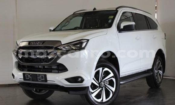 Tenga Tsaru Isuzu MU-X Chena Mota in Manhiça in Maputo Tenga Tsaru Isuzu MU-X Chena Mota in Manhiça in Maputo