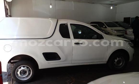 Comprar Usado Chevlolet Spin Branco Carro em Maputo em Maputo Comprar Usado Chevlolet Spin Branco Carro em Maputo em Maputo