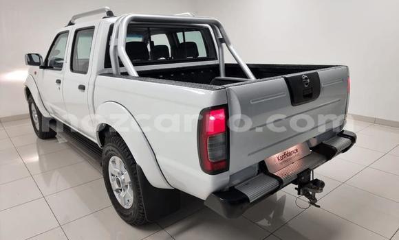 Buy Used Nissan NP 300 White Car in Maputo in Maputo Buy Used Nissan NP 300 White Car in Maputo in Maputo