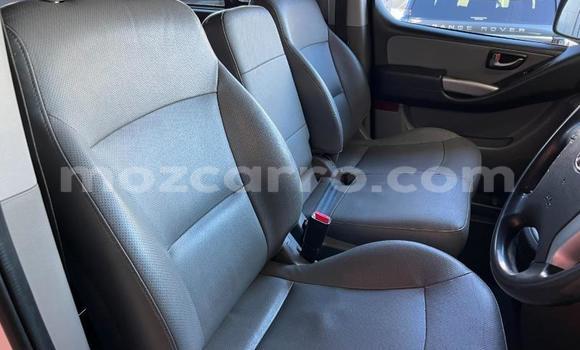 Buy Used Hyundai H1 White Car in Maputo in Maputo Buy Used Hyundai H1 White Car in Maputo in Maputo