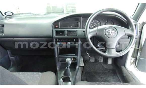 Comprar Usado Toyota Corolla Prata Carro em Maputo em Maputo Comprar Usado Toyota Corolla Prata Carro em Maputo em Maputo