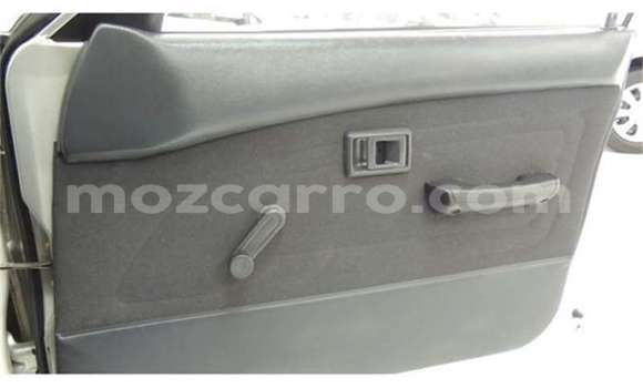 Comprar Usado Toyota Corolla Prata Carro em Maputo em Maputo Comprar Usado Toyota Corolla Prata Carro em Maputo em Maputo