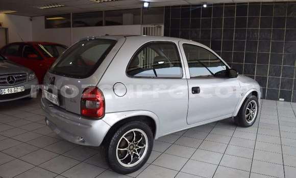 Tenga Tsaru Opel Corsa Sirivha Mota in Maputo in Maputo Tenga Tsaru Opel Corsa Sirivha Mota in Maputo in Maputo