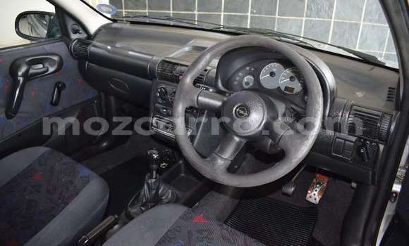 Tenga Tsaru Opel Corsa Sirivha Mota in Maputo in Maputo Tenga Tsaru Opel Corsa Sirivha Mota in Maputo in Maputo