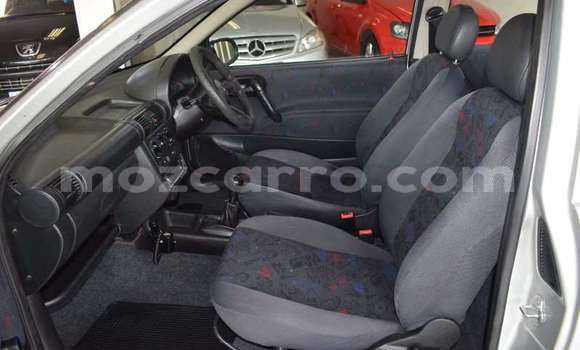 Tenga Tsaru Opel Corsa Sirivha Mota in Maputo in Maputo Tenga Tsaru Opel Corsa Sirivha Mota in Maputo in Maputo