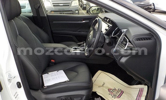 Nunua Ilio tumika Toyota Camry Fedha Gari ndani ya Maputo nchini Maputo Nunua Ilio tumika Toyota Camry Fedha Gari ndani ya Maputo nchini Maputo