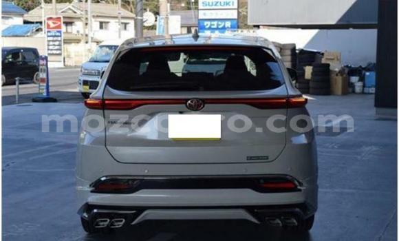 Tenga Tsaru Toyota Harrier Chena Mota in Manhiça in Maputo Tenga Tsaru Toyota Harrier Chena Mota in Manhiça in Maputo