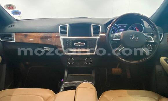 Comprar Usado Mercedes‒Benz ML-Class Prata Carro em Maputo em Maputo Comprar Usado Mercedes‒Benz ML-Class Prata Carro em Maputo em Maputo