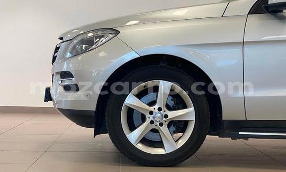 Comprar Usado Mercedes‒Benz ML-Class Prata Carro em Maputo em Maputo Comprar Usado Mercedes‒Benz ML-Class Prata Carro em Maputo em Maputo
