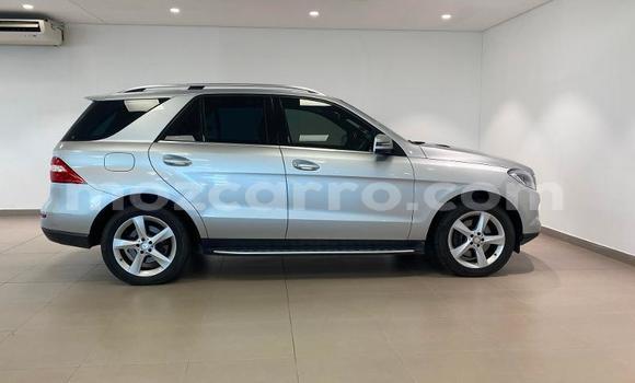 Comprar Usado Mercedes‒Benz ML-Class Prata Carro em Maputo em Maputo Comprar Usado Mercedes‒Benz ML-Class Prata Carro em Maputo em Maputo
