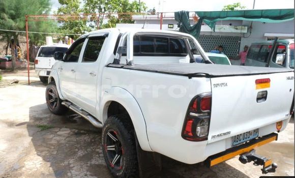 Tenga Tsaru Toyota Hilux Chena Mota in Maputo in Maputo Tenga Tsaru Toyota Hilux Chena Mota in Maputo in Maputo