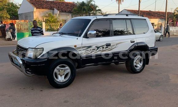 Comprar Usado Toyota Land Cruiser Prado Prata Carro em Maputo em Maputo