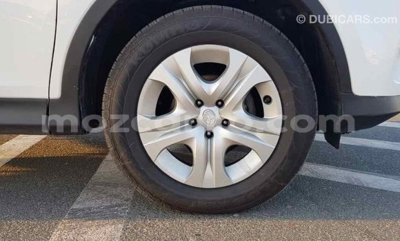 Comprar Importar Toyota RAV4 Branco Carro em Import - Dubai em Cabo Delgado Comprar Importar Toyota RAV4 Branco Carro em Import - Dubai em Cabo Delgado