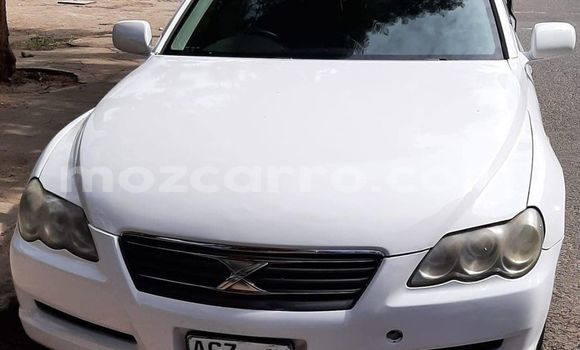 Buy Used Toyota Mark X White Car in Maputo in Maputo