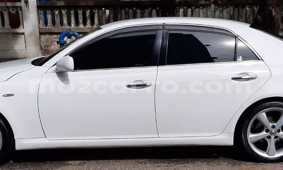 Tenga Tsaru Toyota Mark X Chena Mota in Maputo in Maputo Tenga Tsaru Toyota Mark X Chena Mota in Maputo in Maputo