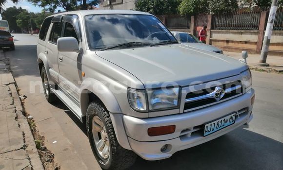 Comprar Usado Toyota Surf Branco Carro em Maputo em Maputo Comprar Usado Toyota Surf Branco Carro em Maputo em Maputo