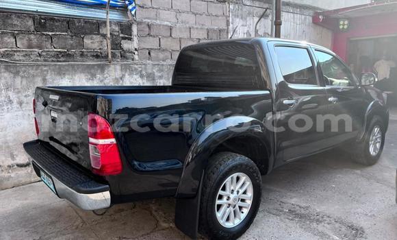 Nunua Ilio tumika Toyota Hilux Nyeusi Gari ndani ya Maputo nchini Maputo Nunua Ilio tumika Toyota Hilux Nyeusi Gari ndani ya Maputo nchini Maputo