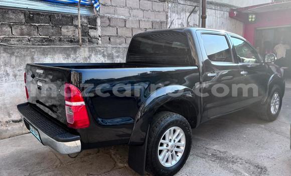 Nunua Ilio tumika Toyota Hilux Nyeusi Gari ndani ya Maputo nchini Maputo Nunua Ilio tumika Toyota Hilux Nyeusi Gari ndani ya Maputo nchini Maputo