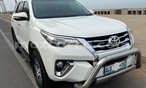 Comprar Usado Toyota Fortuner Branco Carro em Moçambique em Nampula Comprar Usado Toyota Fortuner Branco Carro em Moçambique em Nampula