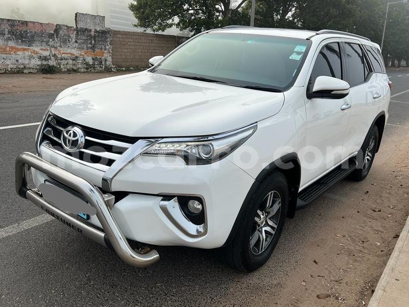 Big with watermark toyota fortuner nampula mocambique 12426