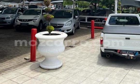 Tenga Tsaru Volkswagen Caddy Chena Mota in Maputo in Maputo Tenga Tsaru Volkswagen Caddy Chena Mota in Maputo in Maputo