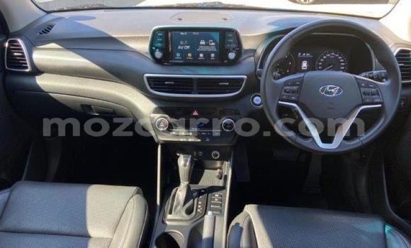 Buy Used Hyundai Tucson Blue Car in Maputo in Maputo Buy Used Hyundai Tucson Blue Car in Maputo in Maputo
