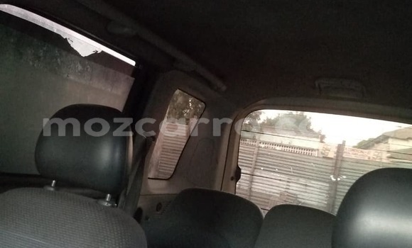 Tenga Tsaru Toyota FunCargo Beige Mota in Maputo in Maputo Tenga Tsaru Toyota FunCargo Beige Mota in Maputo in Maputo