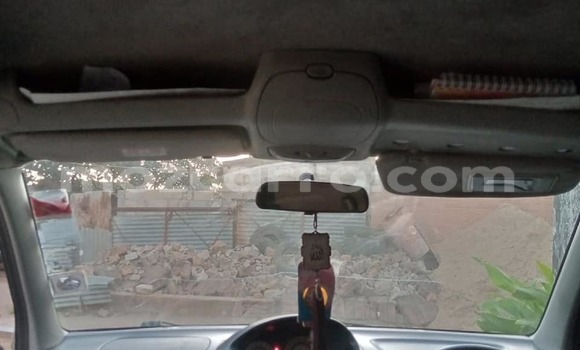 Tenga Tsaru Toyota FunCargo Beige Mota in Maputo in Maputo Tenga Tsaru Toyota FunCargo Beige Mota in Maputo in Maputo