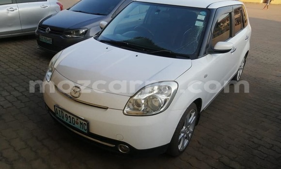 Nunua Ilio tumika Mazda Verisa Nyeupe Gari ndani ya Maputo nchini Maputo