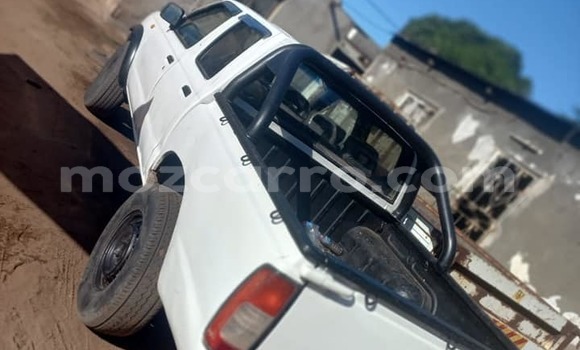 Tenga Tsaru Nissan Hardbody Chena Mota in Maputo in Maputo Tenga Tsaru Nissan Hardbody Chena Mota in Maputo in Maputo