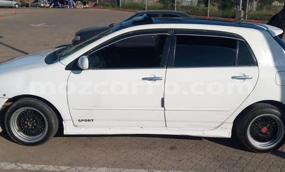 Comprar Usado Toyota Runx Branco Carro em Maputo em Maputo