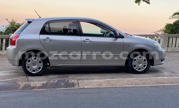 Nunua Ilio tumika Toyota Runx Fedha Gari ndani ya Maputo nchini Maputo
