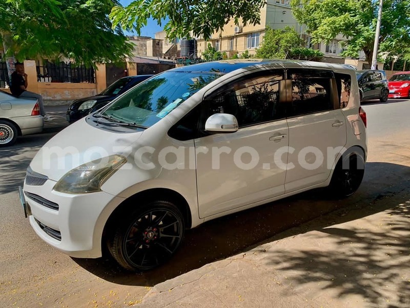 Big with watermark toyota ractis maputo maputo 12463