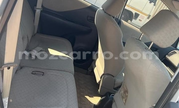 Tenga Tsaru Toyota RAV4 Sirivha Mota in Maputo in Maputo Tenga Tsaru Toyota RAV4 Sirivha Mota in Maputo in Maputo