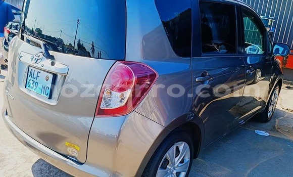 Tenga Tsaru Toyota Ractis Bhurawuni Mota in Maputo in Maputo Tenga Tsaru Toyota Ractis Bhurawuni Mota in Maputo in Maputo