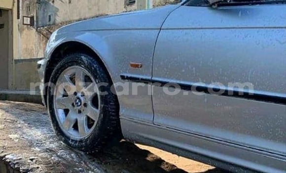 Tenga Tsaru BMW 3-Series Sirivha Mota in Maputo in Maputo