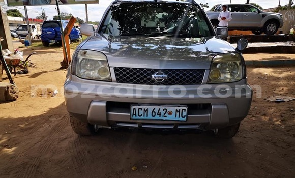 Tenga Tsaru Nissan X-Trail Beige Mota in Maputo in Maputo Tenga Tsaru Nissan X-Trail Beige Mota in Maputo in Maputo