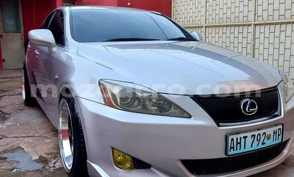 Comprar Usado Lexus IS Prata Carro em Maputo em Maputo