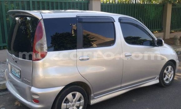 Comprar Usado Toyota FunCargo Prata Carro em Maputo em Maputo Comprar Usado Toyota FunCargo Prata Carro em Maputo em Maputo