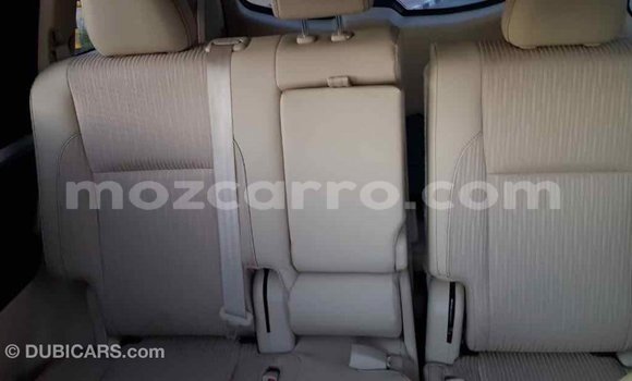 Nunua Imported Toyota Highlander Nyeupe Gari ndani ya Import - Dubai nchini Cabo Delgado Nunua Imported Toyota Highlander Nyeupe Gari ndani ya Import - Dubai nchini Cabo Delgado