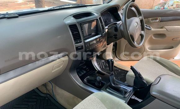 Comprar Usado Toyota Land Cruiser Prado Branco Carro em Maputo em Maputo Comprar Usado Toyota Land Cruiser Prado Branco Carro em Maputo em Maputo