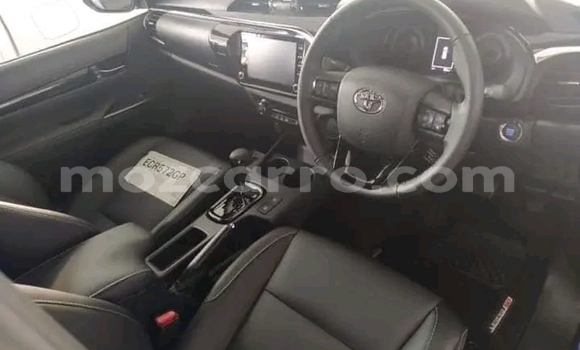 Comprar Usado Toyota Hilux Azul Carro em Maputo em Maputo Comprar Usado Toyota Hilux Azul Carro em Maputo em Maputo