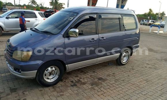 Comprar Usado Toyota Noah Azul Carro em Maputo em Maputo Comprar Usado Toyota Noah Azul Carro em Maputo em Maputo